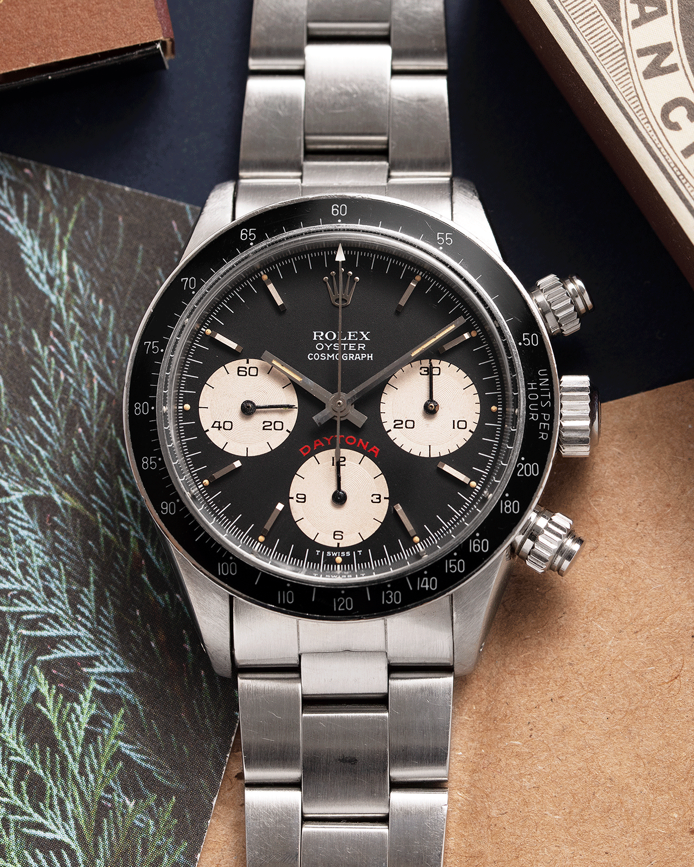 Brand: Rolex Year: 1985 Model: Cosmograph Daytona Reference Number: 6263 Serial Number: 8,7XXX,XXX Material: Stainless Steel Movement: Valjoux 727 Case Diameter: 36mm Strap: Rolex 78350 Oyster Bracelet with 571 Endlinks