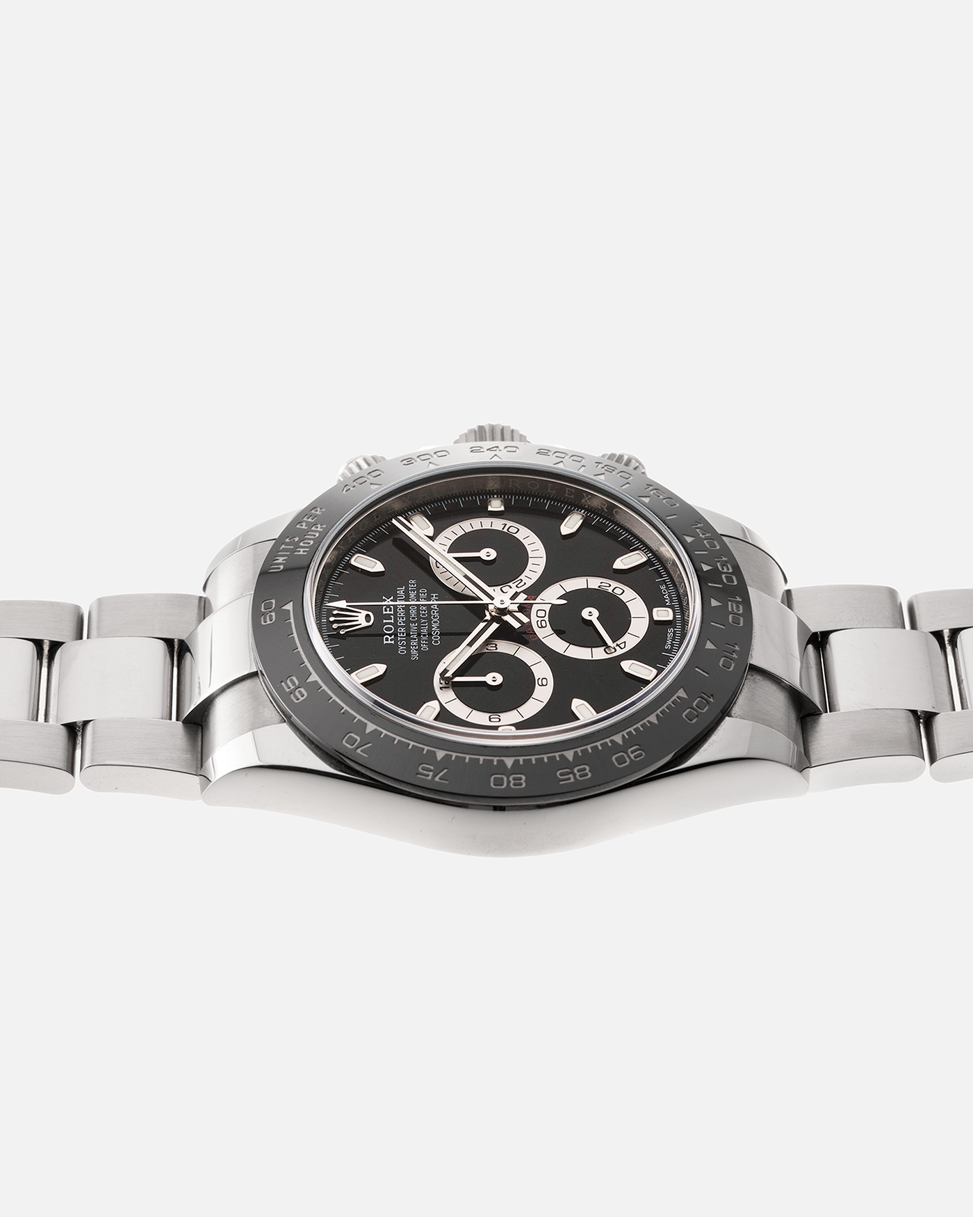 Brand: Rolex Year: 2016 Model: Daytona Reference: 116500 Material: Stainless Steel Movement: Calibre 4130 Case Diameter: 40mm Strap: Stainless Steel Rolex Oyster Bracelet