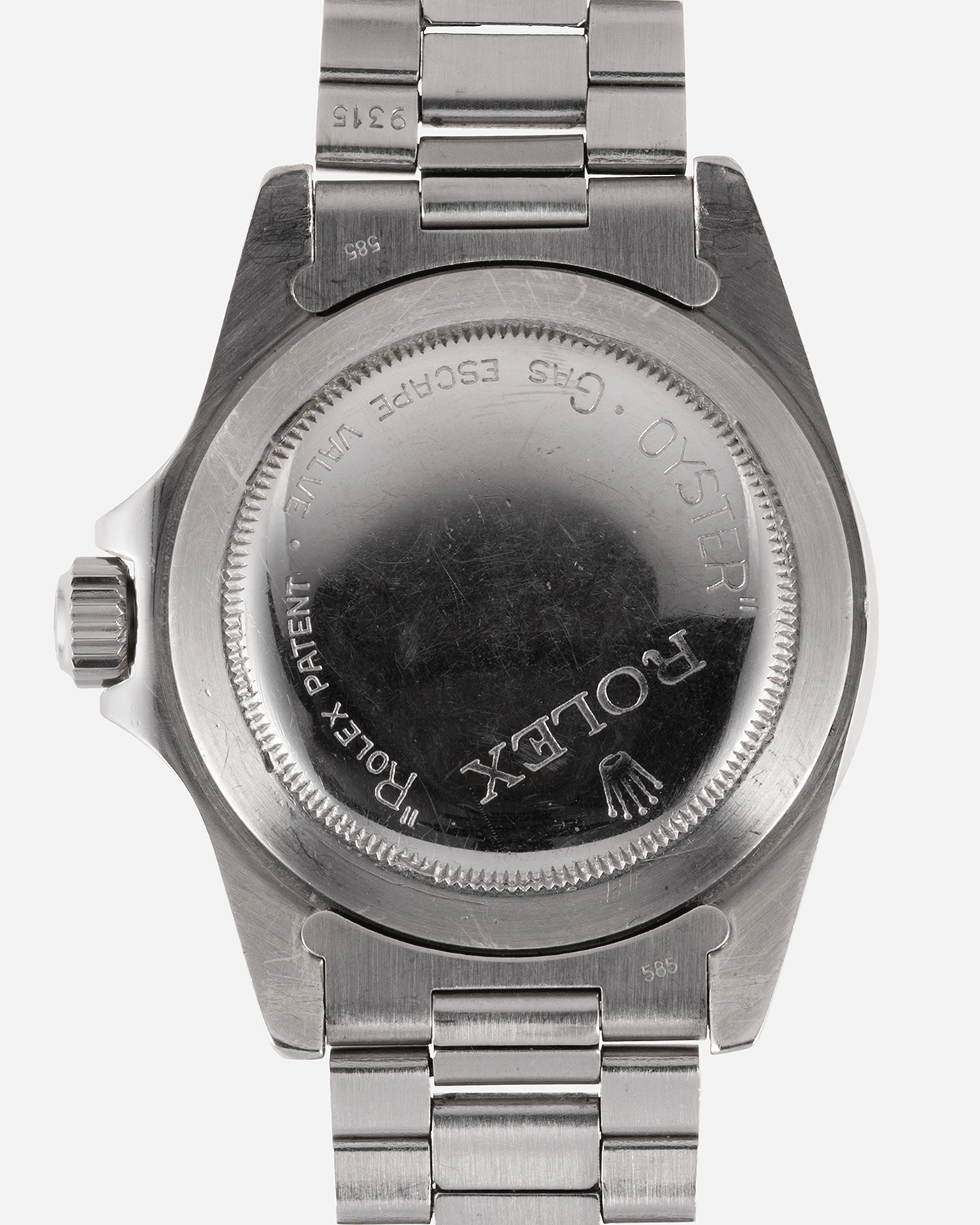 Brand: Rolex Year: 1973 Model: Sea Dweller Reference Number: 1665 Serial Number: 3.7 Mil Material: Stainless Steel Movement: Cal. 1570 Case Diameter: 40mm Lug Width: 20mm Bracelet/Strap: Rolex Pateted 9315 Folded Bracelet with 585 Endlinks 