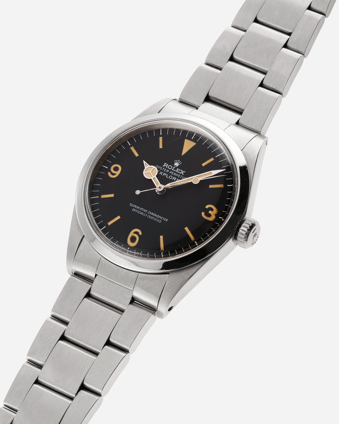 Brand: Rolex Year: 1972 Model: Explorer Reference Number: 1016 Serial Number: 2,9XXX,XXX Material: Stainless Steel Movement: Cal. 1570 Case Diameter: 36mm Lug Width: 20mm Bracelet/Strap: Rolex 78360 Oyster Bracelet with 558 end links