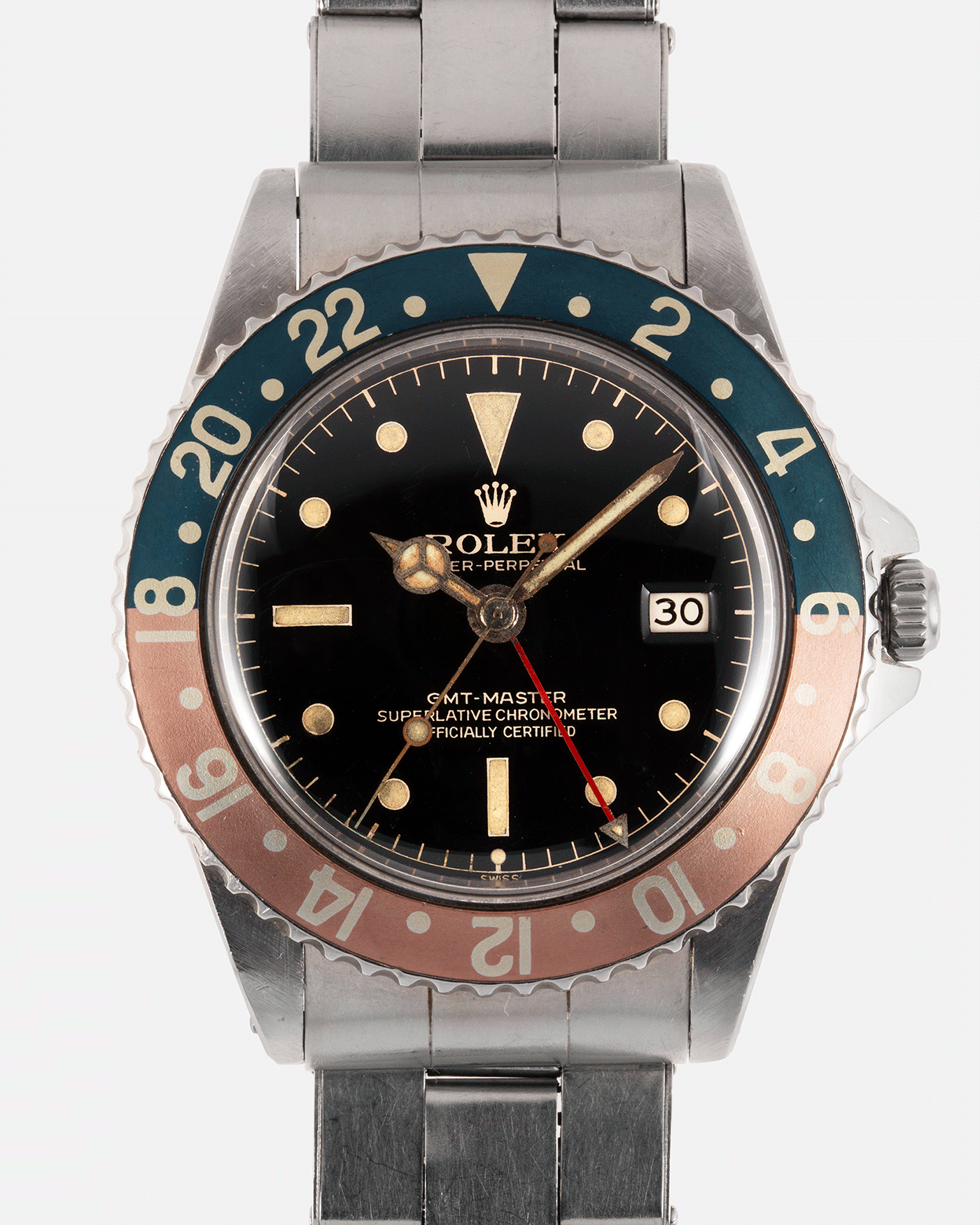 Brand: Rolex Year: 1963 Model: GMT-Master Reference Number: 1675 Serial Number: 87XXXX Material: Stainless Steel Movement: Cal. 1565 Case Diameter: 40mm Lug Width: 20mm Bracelet/Strap: Stainless Steel Rolex C&I Riveted Elastic Bracelet