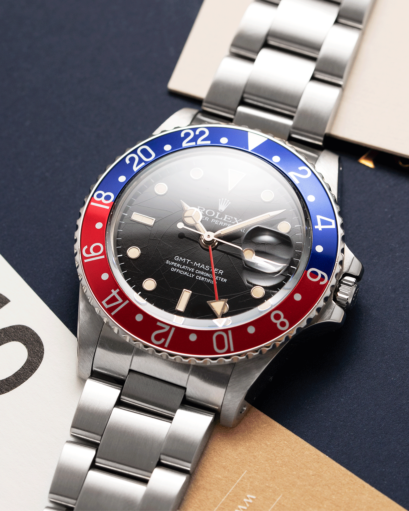 Brand: Rolex Year: 1985 Model: GMT-Master Reference Number: 16750 Gloss Dial Serial Number: 8,71X,XXX Material: Stainless Steel Movement: Cal. 3075 Case Diameter: 40mm Lug Width: 20mm Bracelet: 78360 with 501B end links 