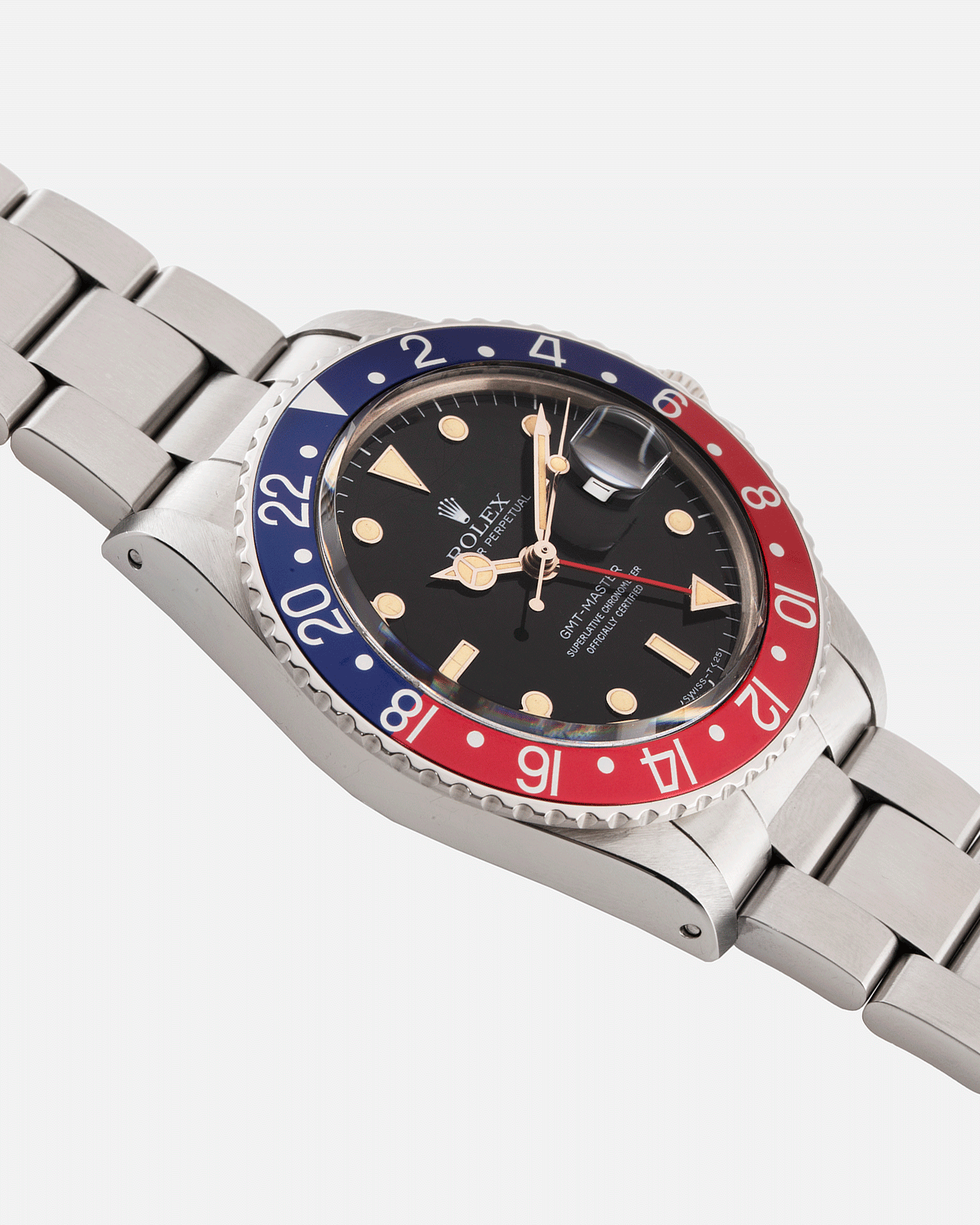 Brand: Rolex Year: 1985 Model: GMT-Master Reference Number: 16750 Gloss Dial Serial Number: 8,71X,XXX Material: Stainless Steel Movement: Cal. 3075 Case Diameter: 40mm Lug Width: 20mm Bracelet: 78360 with 501B end links 