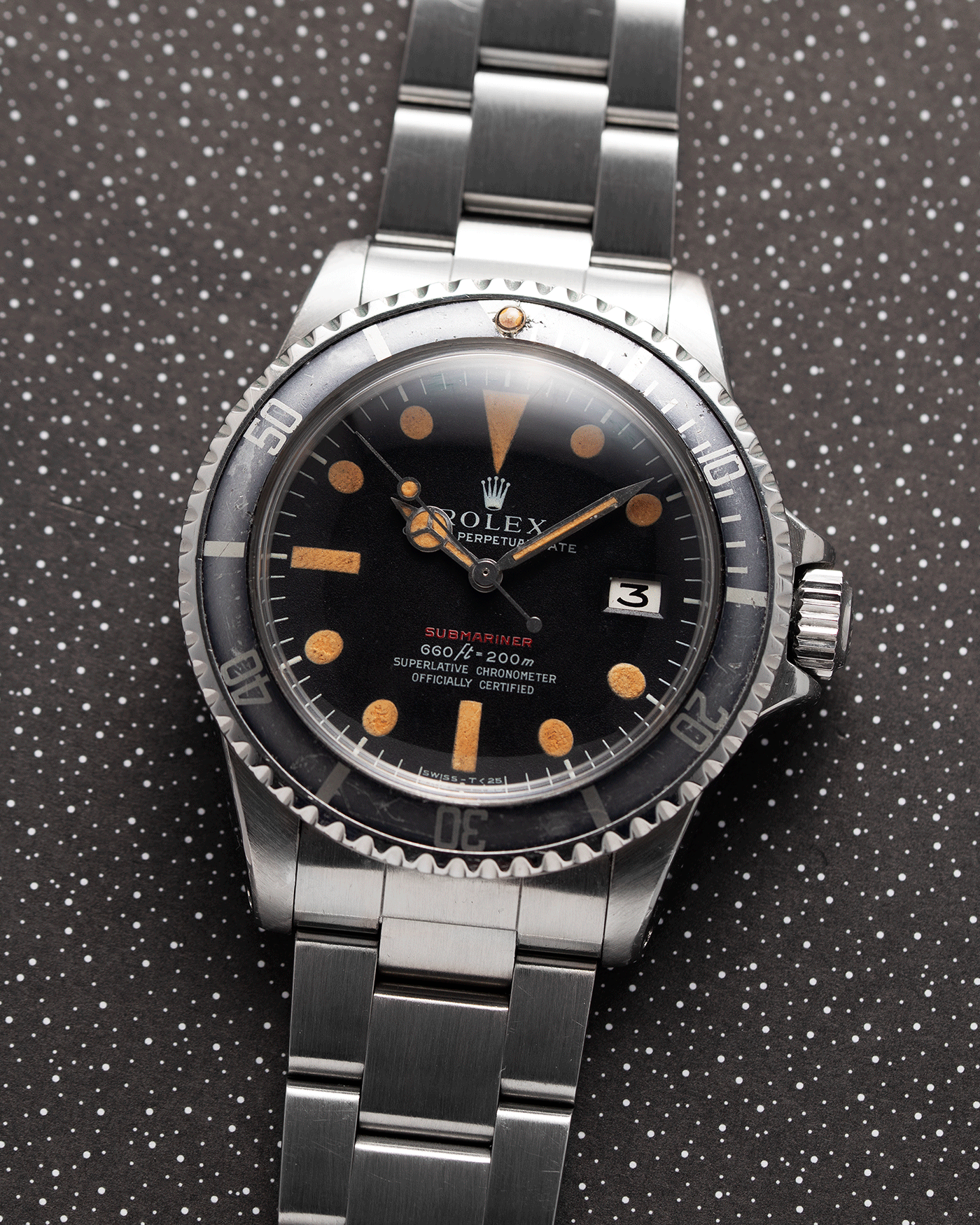 Brand: Rolex Model: Submariner Reference Number: 1680 ‘Red’ Material: Stainless Steel Movement: Cal. 1570 Case Diameter: 40mm Lug Width: 20mm Bracelet/Strap: Rolex 93150 Oyster bracelet with 580 endlinks.