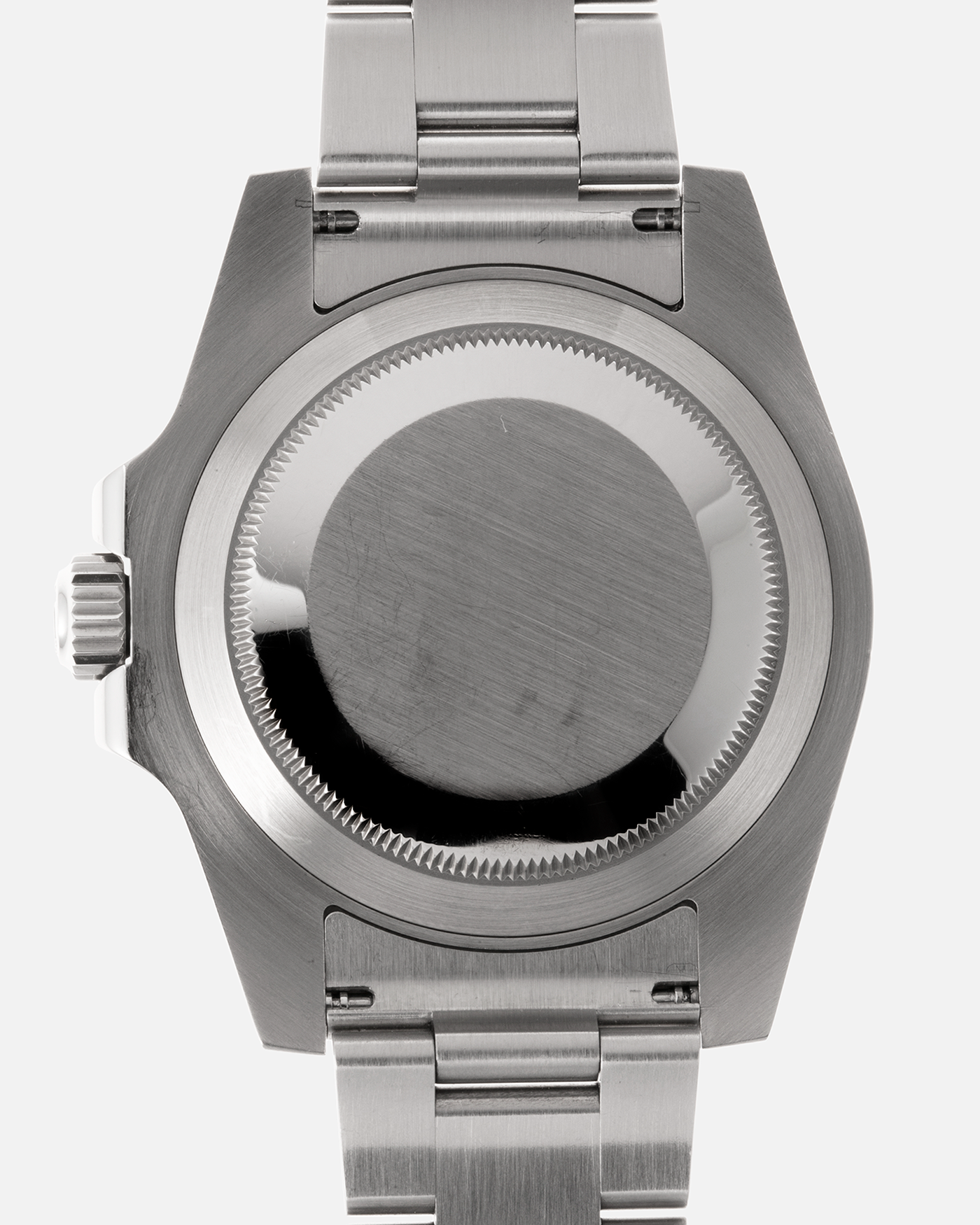 Brand: Rolex Year: 2015 Model: Submariner ‘Hulk’ Reference Number: 116610LV Serial Number: G Serial Material: Stainless Steel Movement: Cal. 3135 Case Diameter: 40mm Lug Width: 20mm Bracelet/Strap: Stainless Steel Rolex Oyster Bracelet