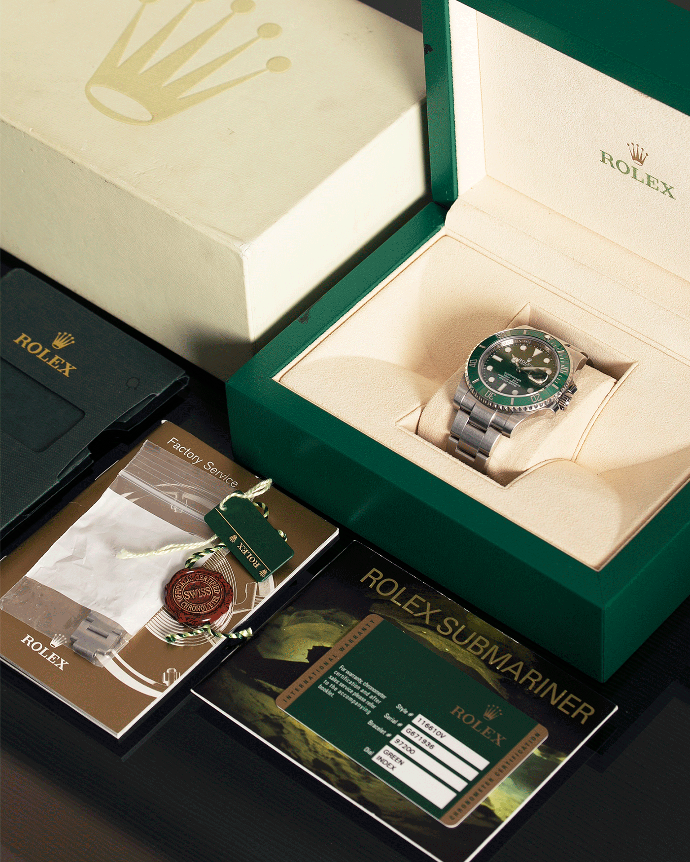 Rolex Submariner 116610LV Hulk Watch S.Song Vintage Timepieces