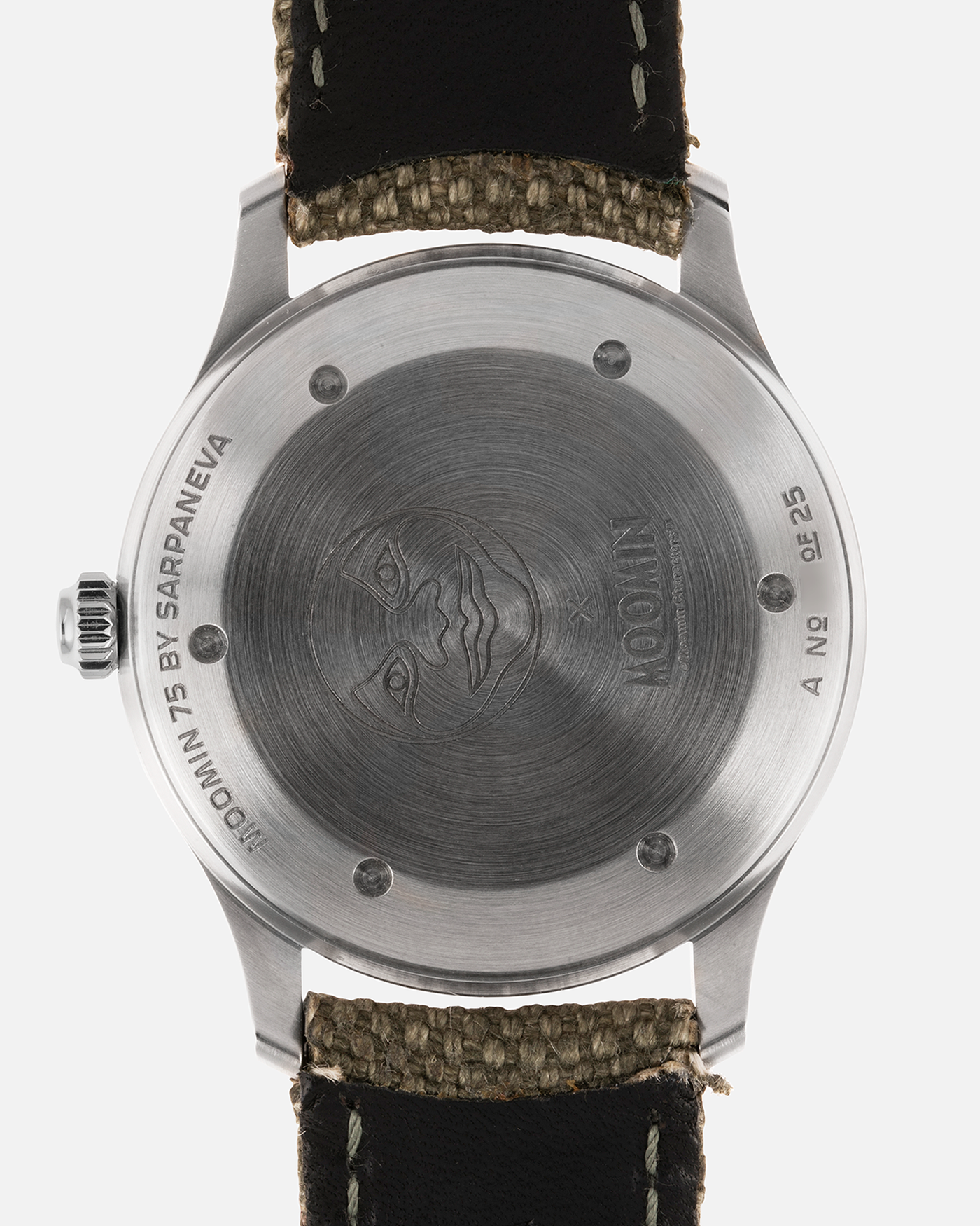 Brand: Sarpaneva S.U.F. Year: 2020 Model: Moomin Material: Stainless Steel Movement: Soprod A10 Case Diameter: 38.7mm Bracelet/Strap: Sarpaneva S.U.F. Green Textile Strap