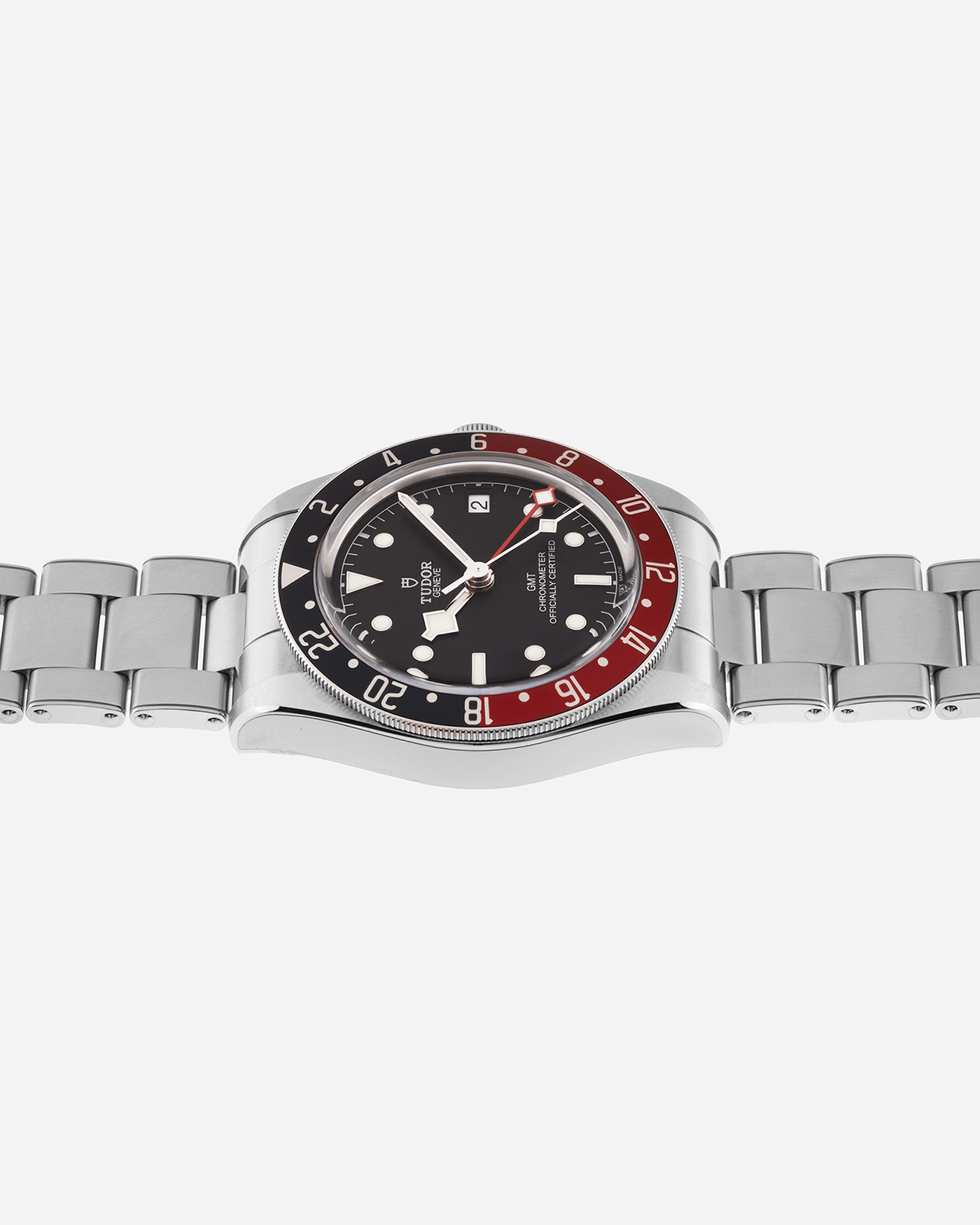 Brand: Tudor Year: 2020 Model: Black Bay GMT Reference Number: 79830RB Material: Stainless Steel Movement: Cal. MT5652 Case Diameter: 41mm Bracelet: Stainless Steel Tudor Bracelet