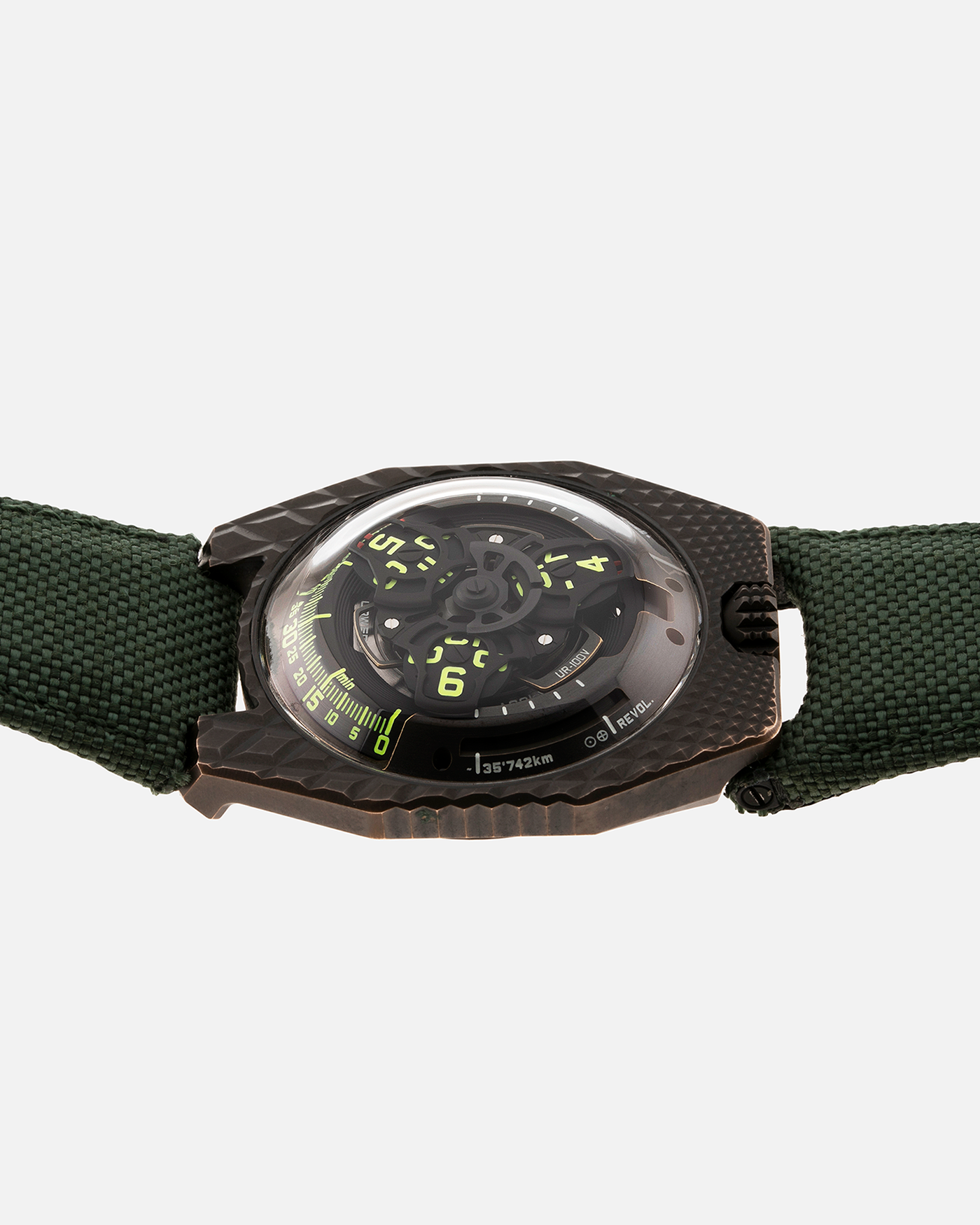 Brand: Urwerk Year: 2021 Model: UR100 T-Rex Material: Bronze Movement: Urwerk Cal. 12.01 Case Diameter: 41mm Bracelet/Strap: Urwerk Army Green Textile Strap
