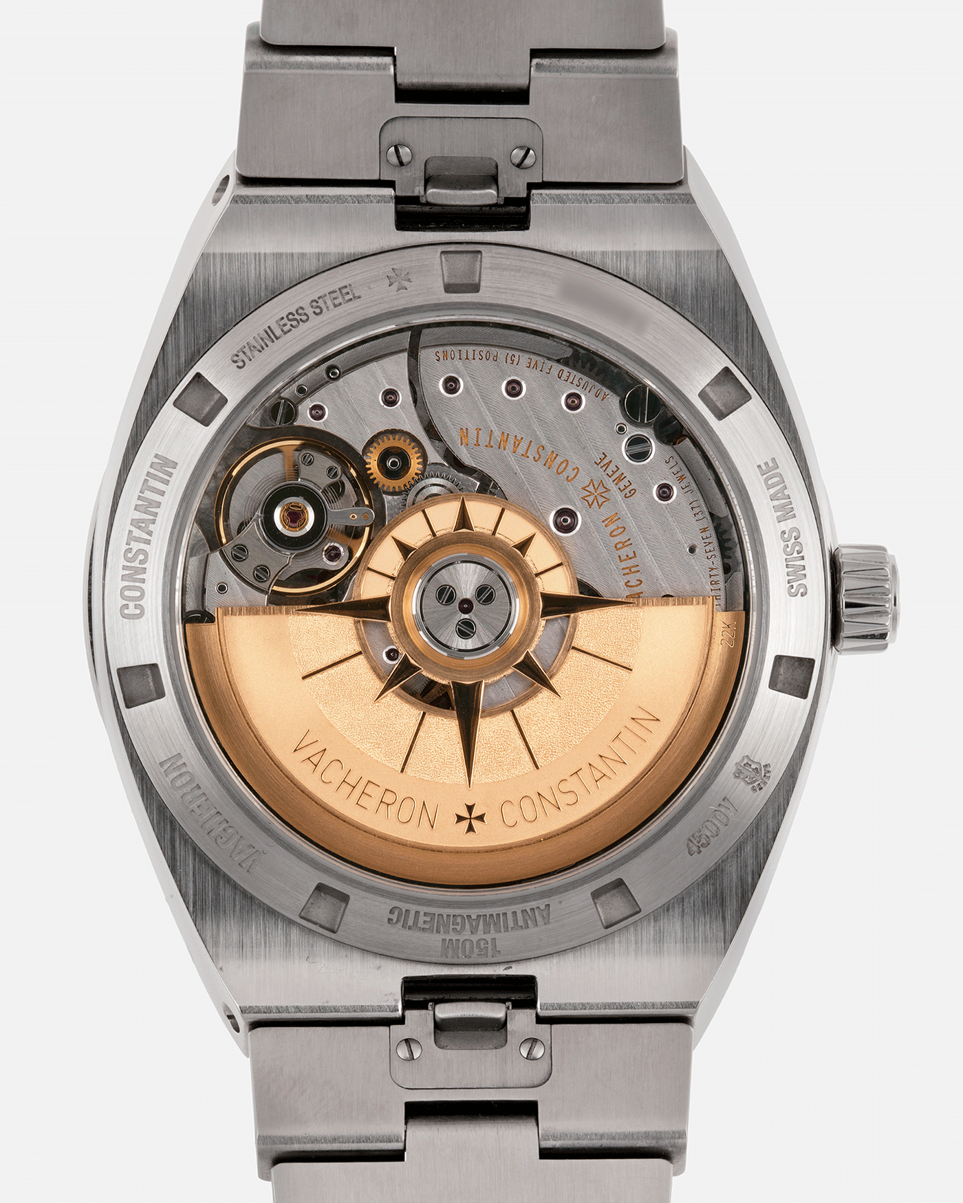 Brand: Vacheron Constantin  Year: 2016 Model: Overseas Reference Number: 4500V Material: Stainless Steel Movement: In-house Self-Winding Cal. 5500 Case Diameter: 41mm Bracelet/Strap: Vacheron Constantin Stainless Steel Integrated Bracelet, Vacheron Constantin Rubber Strap and Alligator Strap with Stainless Steel Buckle. 