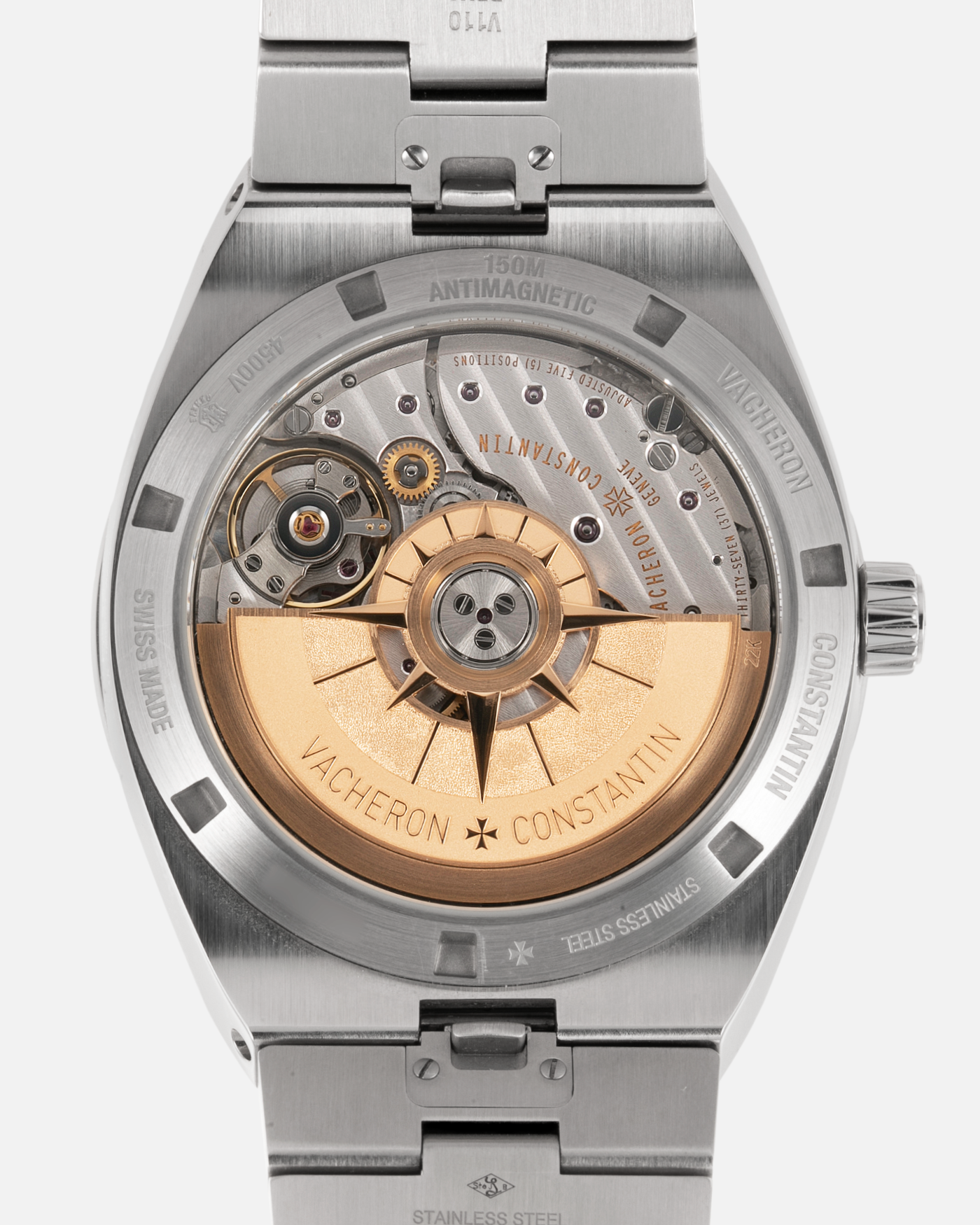 Brand: Vacheron Constantin  Year: 2016 Model: Overseas Reference Number: 4500V Material: Stainless Steel Movement: In-house Self-Winding Cal. 5500 Case Diameter: 41mm Bracelet/Strap: Vacheron Constantin Stainless Steel Integrated Bracelet, Vacheron Constantin Rubber Strap and Alligator Strap with Stainless Steel Buckle. 