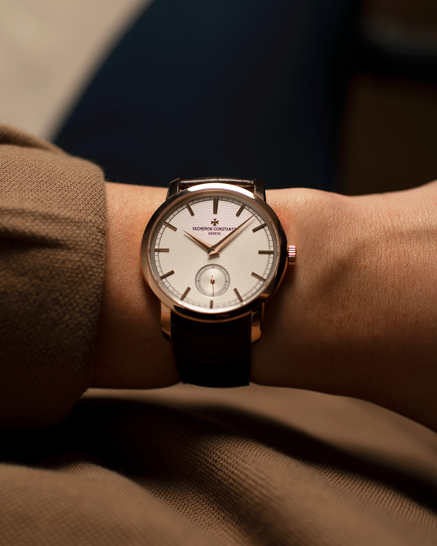 Brand: Vacheron Constantin Year: 2018 Model: Traditionelle Boutique Edition Reference Number: 82172 Material: 18k Rose Gold Movement: Manually-Wound In-House Cal. 4400AS Case Diameter: 38mm Bracelet/Strap: Vacheron Constantin Dark Brown Alligator Strap with 18k Rose Gold Tang Buckle