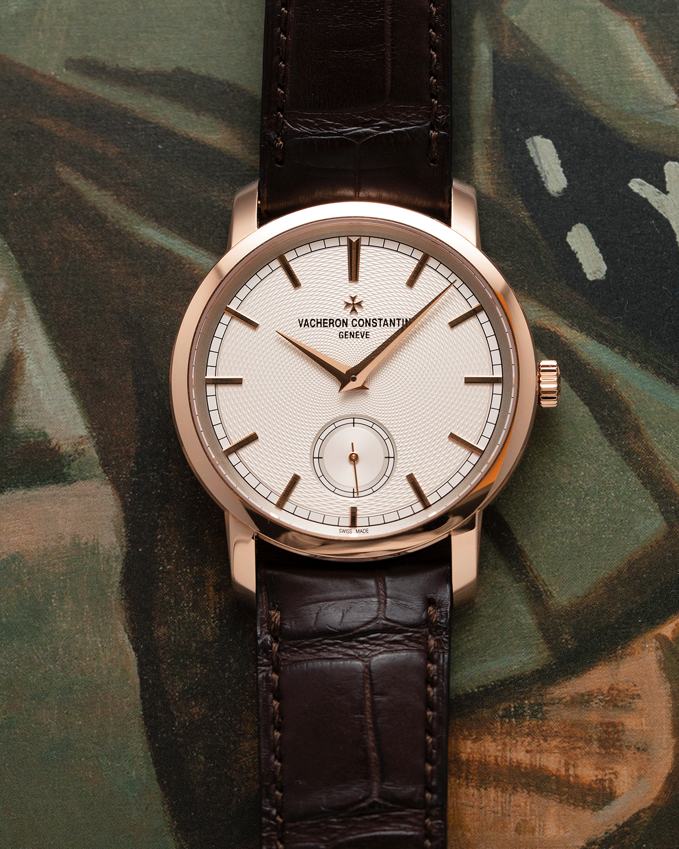 Brand: Vacheron Constantin Year: 2018 Model: Traditionelle Boutique Edition Reference Number: 82172 Material: 18k Rose Gold Movement: Manually-Wound In-House Cal. 4400AS Case Diameter: 38mm Bracelet/Strap: Vacheron Constantin Dark Brown Alligator Strap with 18k Rose Gold Tang Buckle