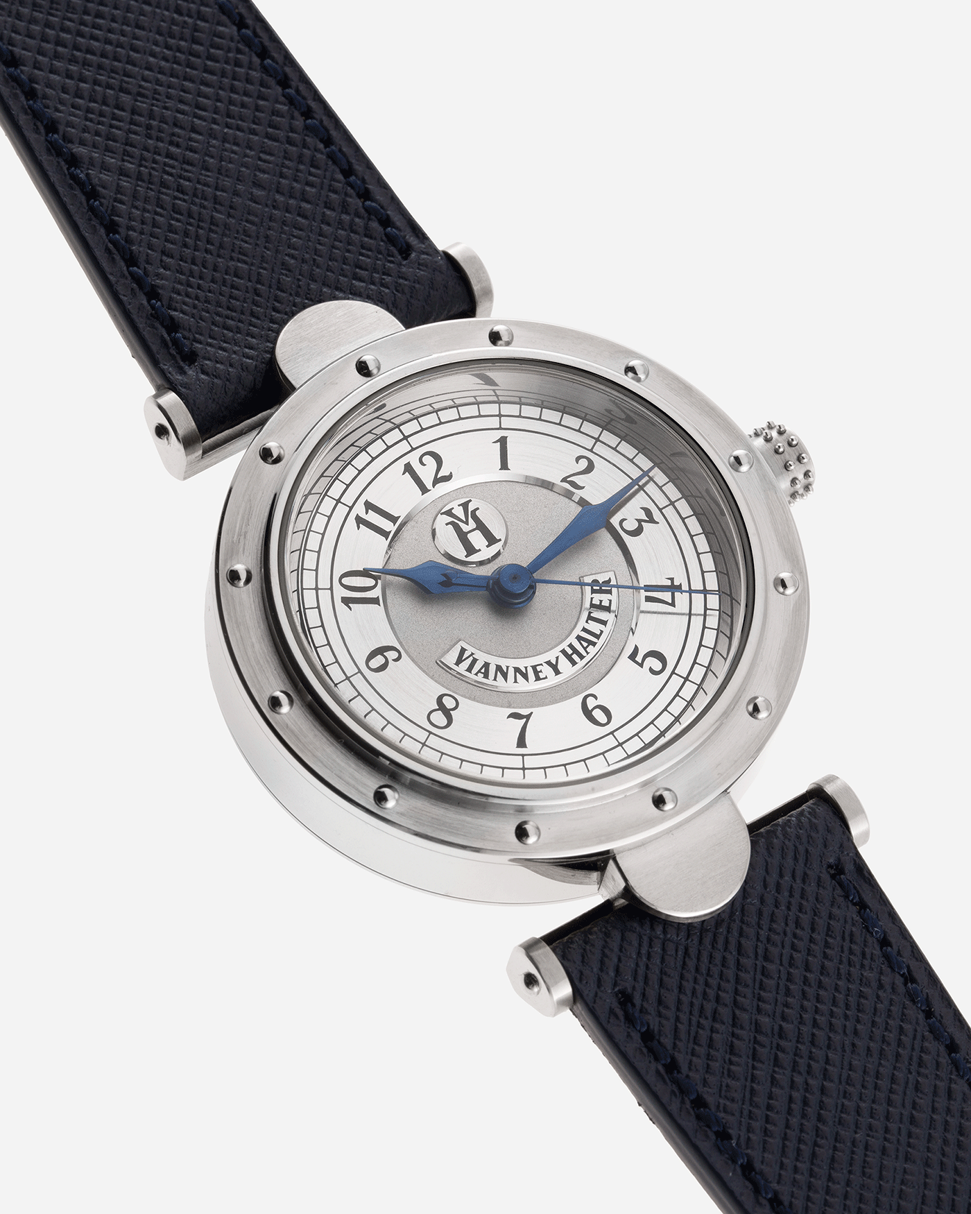 Brand: Vianney Halter Year: 2000’s Model: Classic Material: 18k White Gold Movement: Modified Lemania 8810 with mystery motor Case Diameter: 36mm Bracelet/Strap: Vianney Halter Black Alligator with matching White Gold Buckle and Navy Blue Molequin Textured Calf