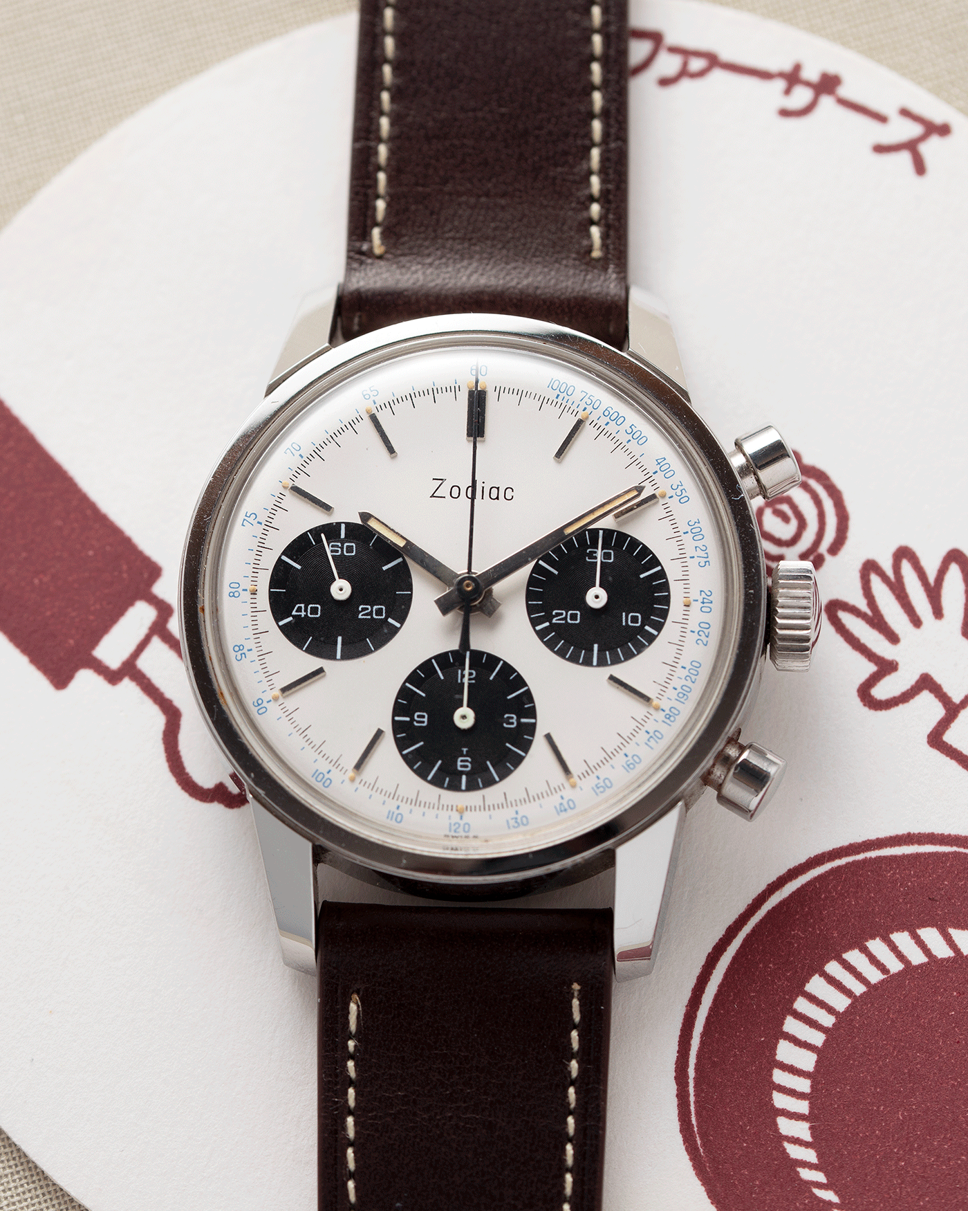 Zodiac panda chronograph discount